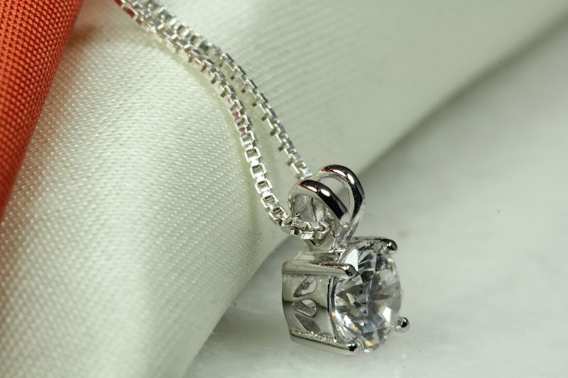 CLEAR ROUND CUT SLIDER SOLITARE PENDANT W/ CHAIN 925 STERLING SILVER~~MXFRI