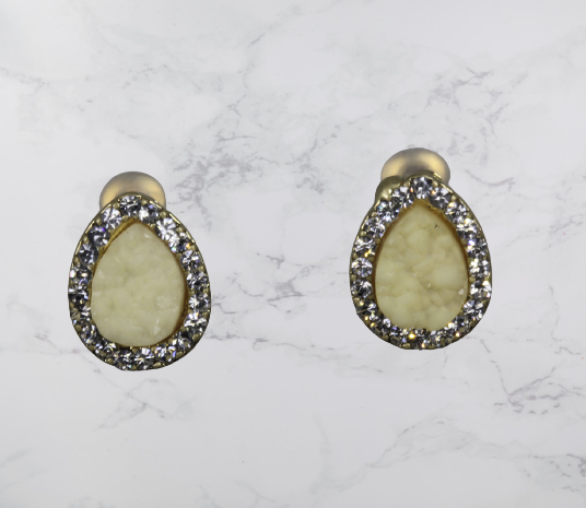 Swarovski Elements 14k Gold Overlay Cream Pear Stud Earrings E32