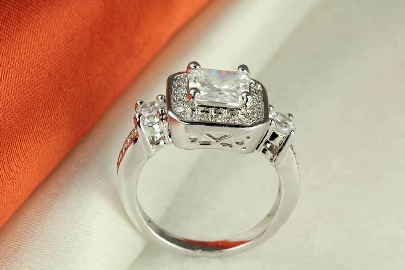 3.76 CT STERLING SILVER PRINCESS CUT CZ ENGAGEMENT WEDDING RING SZ 5-9 ~ SR5~