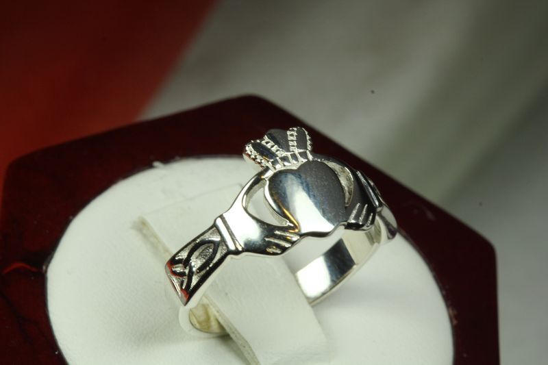 CLASSIC WOMENS CLADDAGH RING STERLING SILVER 925 PLAIN BAND CELTIC KNOT SZ 6-10