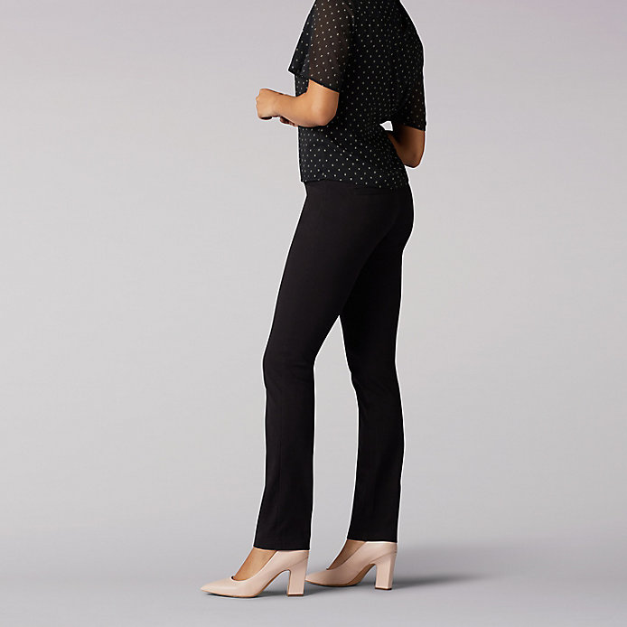 WOMEN'S SCULPTING SLIM LEG PULL ON PANT 18 SHORT BLACK ~B52