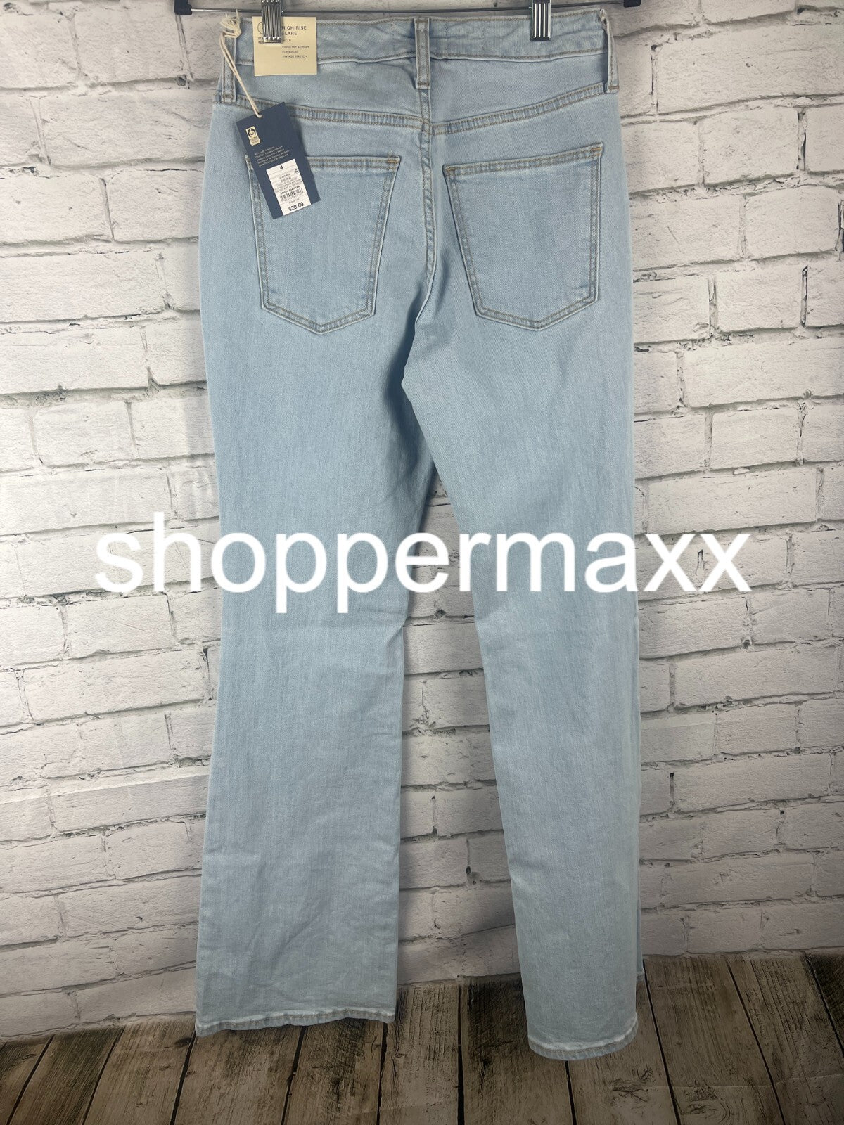 Women's High-Rise Flare Jeans - Universal Thread, Light Blue, SIZE 4