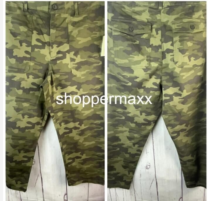 Women's High-Rise Barrel Leg Pants - Universal Thread, Camo, Size 17