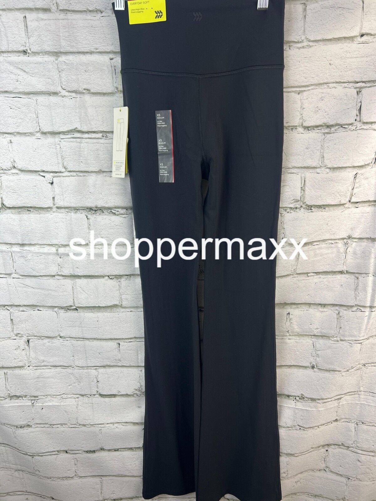 Women's Everyday Soft Ultra High-Rise Flare Leggings - All In Motion, BLACK, XS