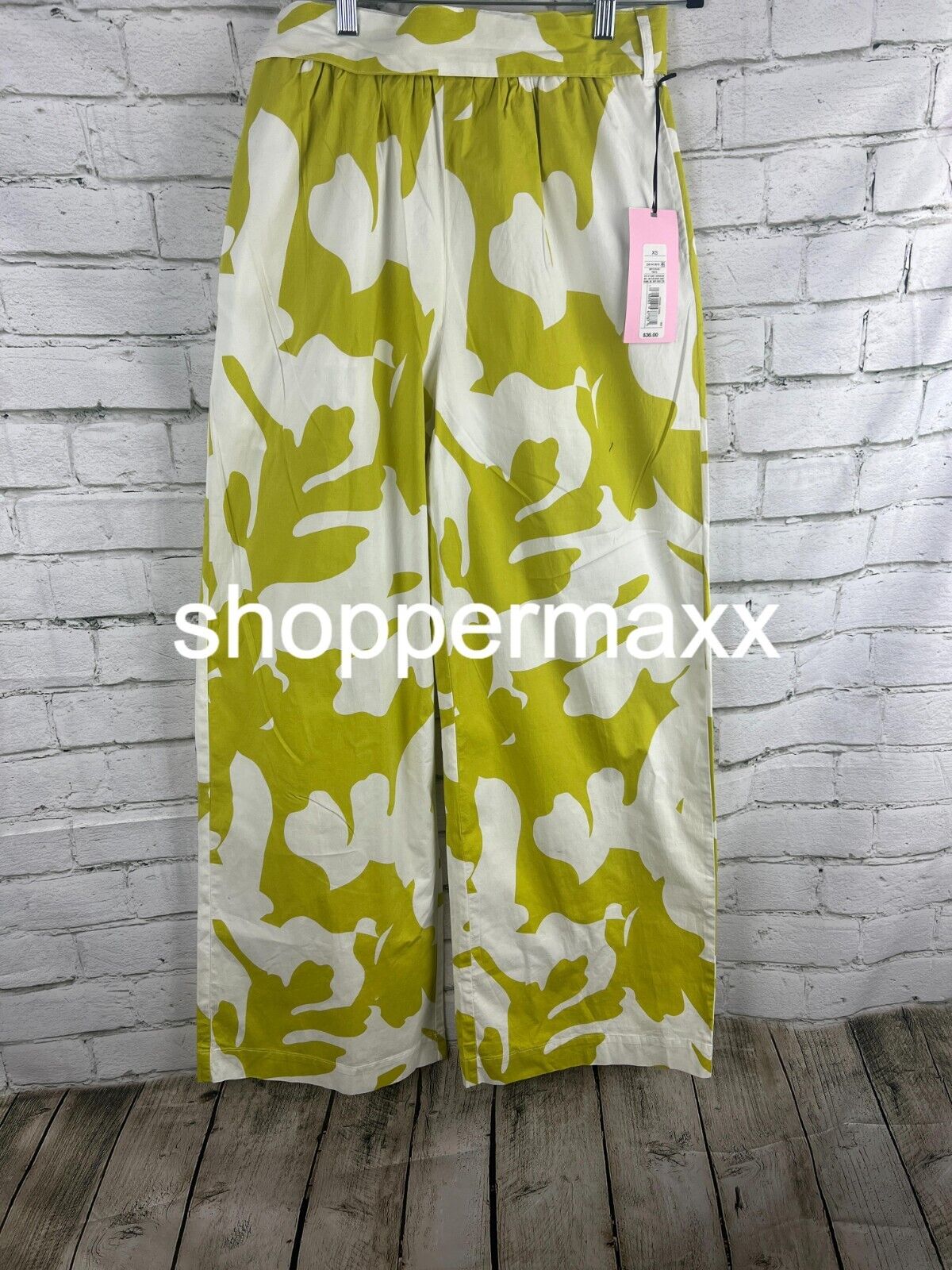 Women's Wide Leg Relaxed Floral Pants - Future Collective with Alani Noelle XS