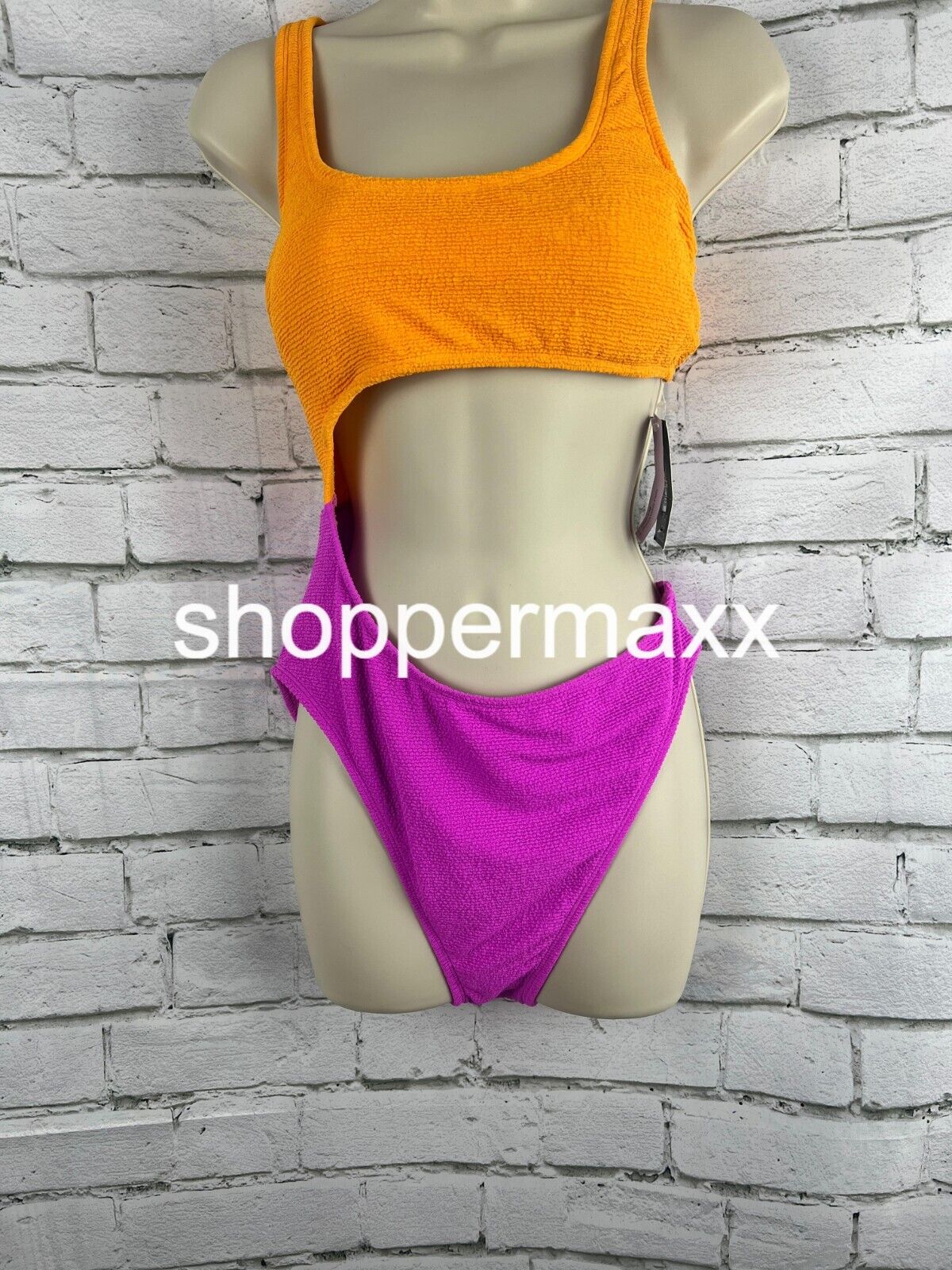 WILD FABLE WOMEN'S CUT OUT ONE PIECE SWIMSUIT - ORANGE & PINK, M (8-10)