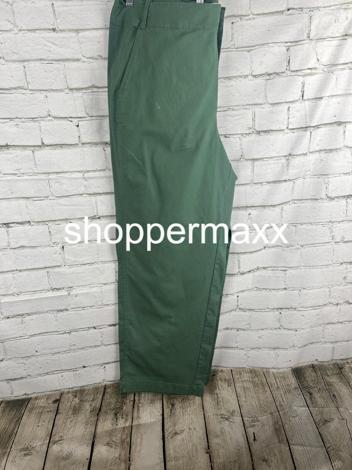 A New Day Women's Mid-Rise Relaxed Straight Leg Chino Pants -Olive 18