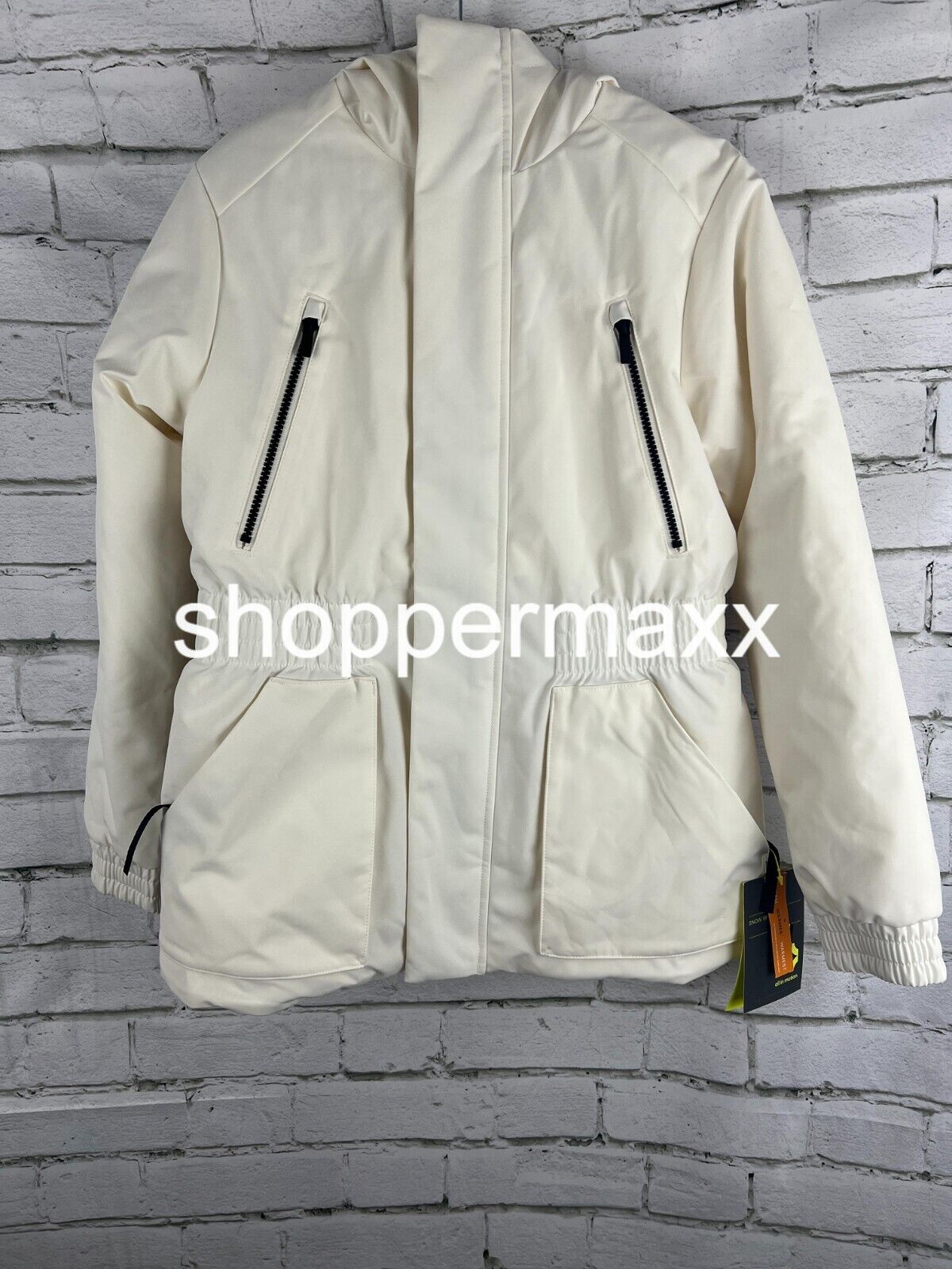 Women's Snowsport Jacket -water- and wind-resistant provides Sung Fit Cream XS