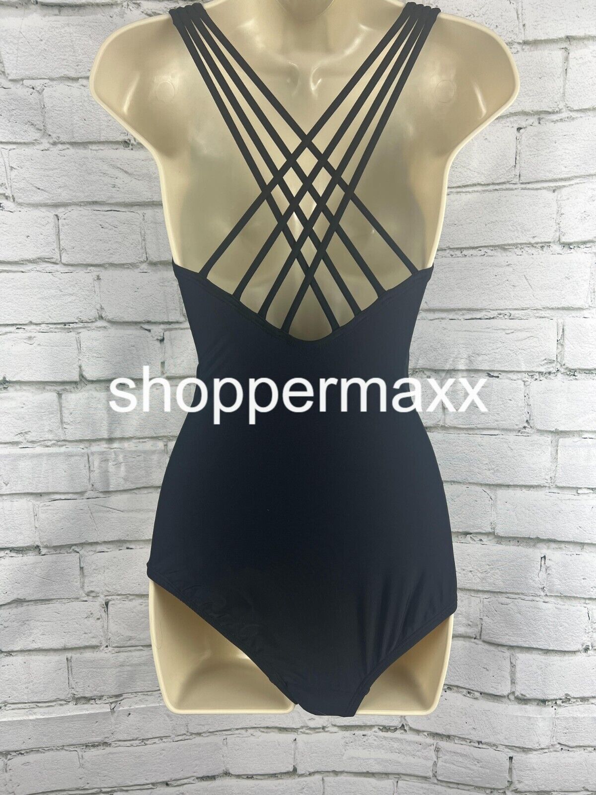 Women's Strappy Back Full Coverage One Piece Swimsuit - Kona Sol, Black, X-Small