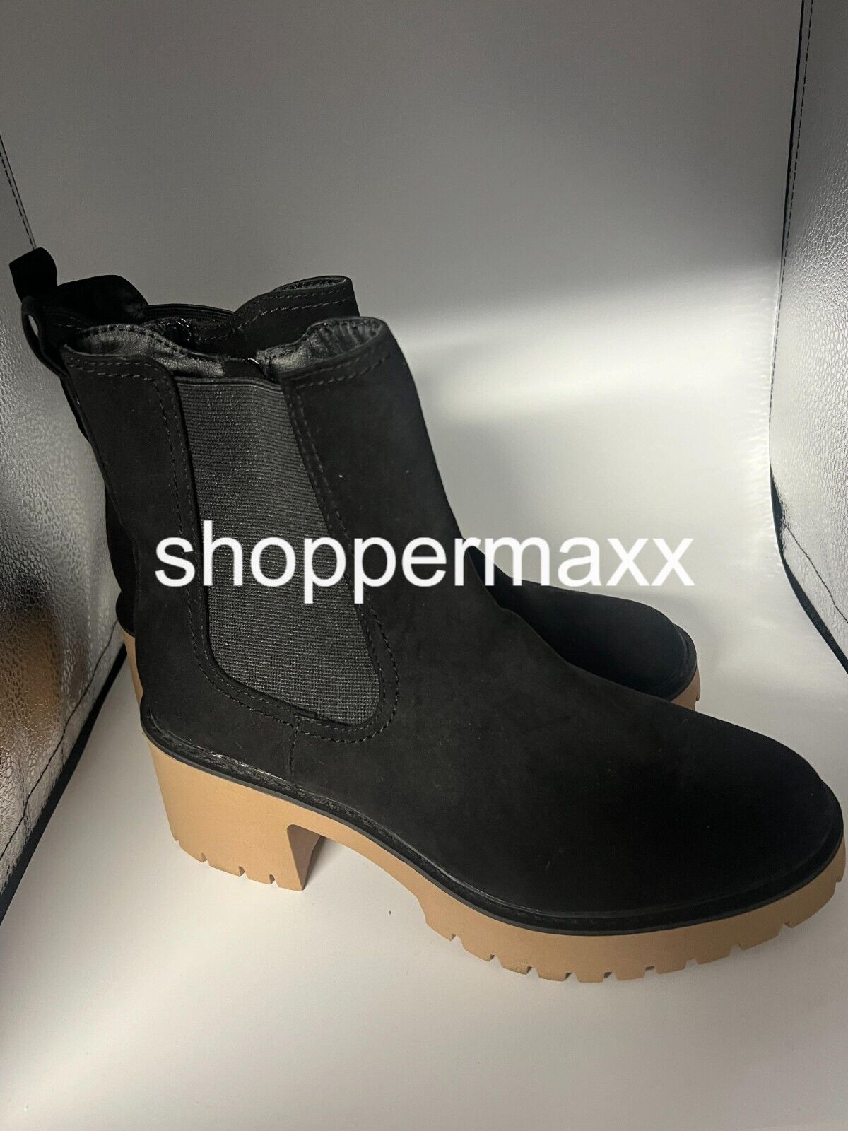 Women's Crispin Chelsea Boots - Universal Thread, Black, Size 9.5