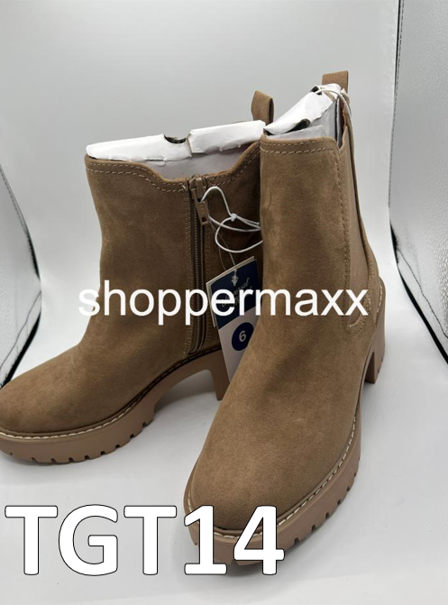 Women's Crispin Chelsea Boots with Memory Foam Insole - Universal Thread, TAN, 6