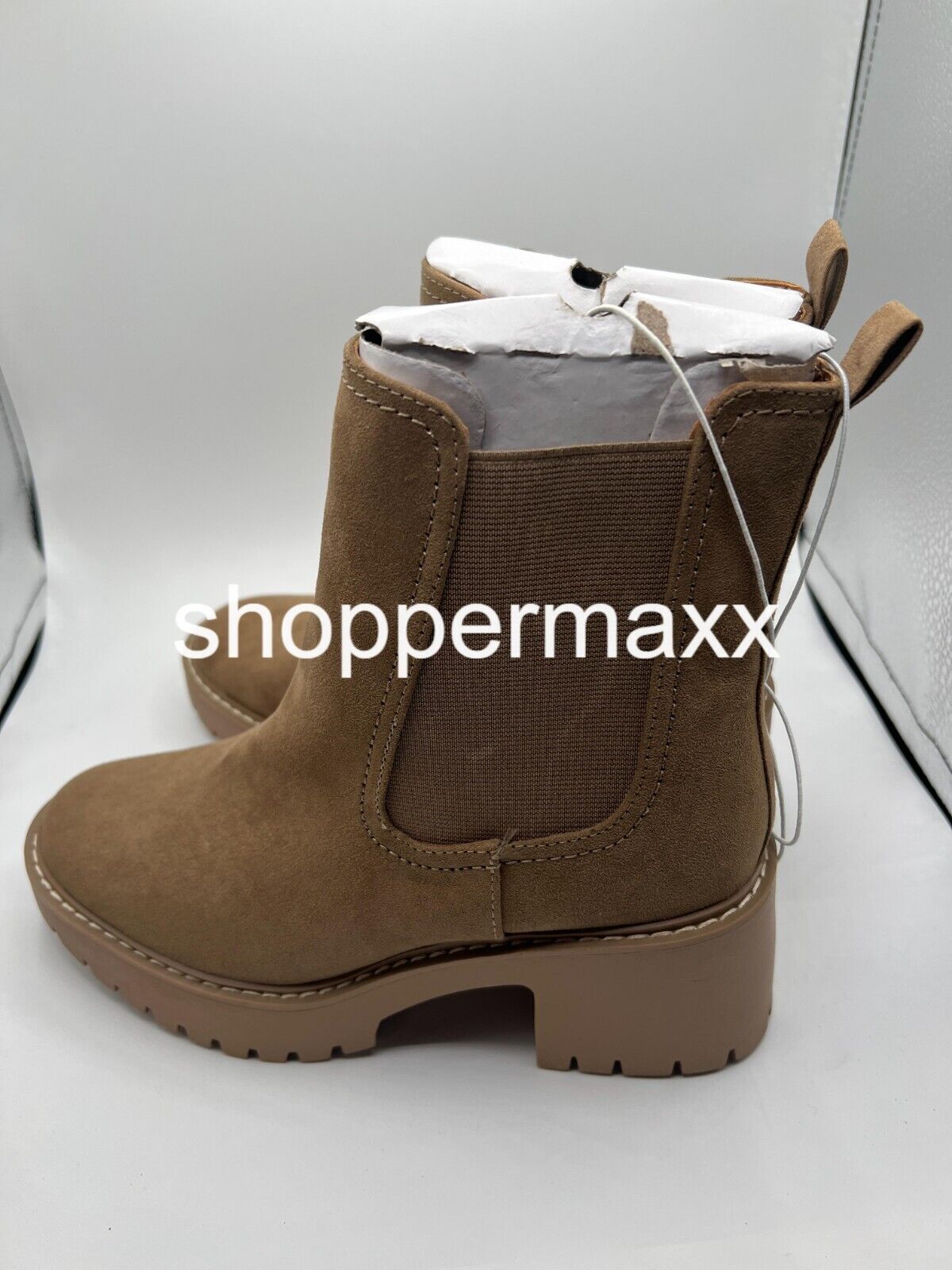 Women's Crispin Chelsea Boots with Memory Foam Insole - Universal Thread, TAN, 6