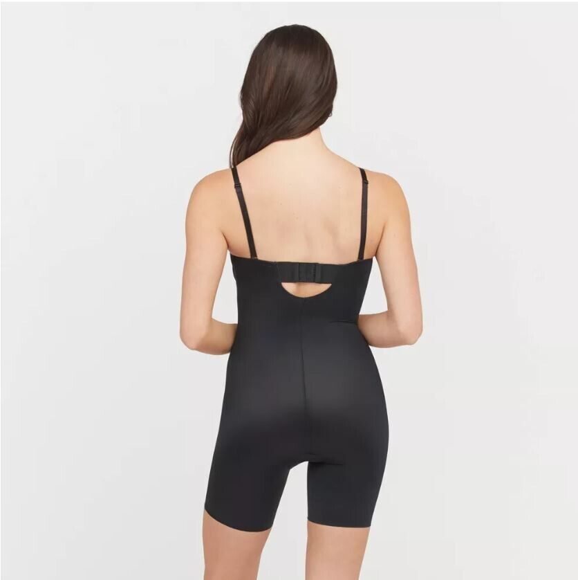 ASSETS by SPANX Women's Flawless Finish Strapless Cupped Bodysuit, Black, Large