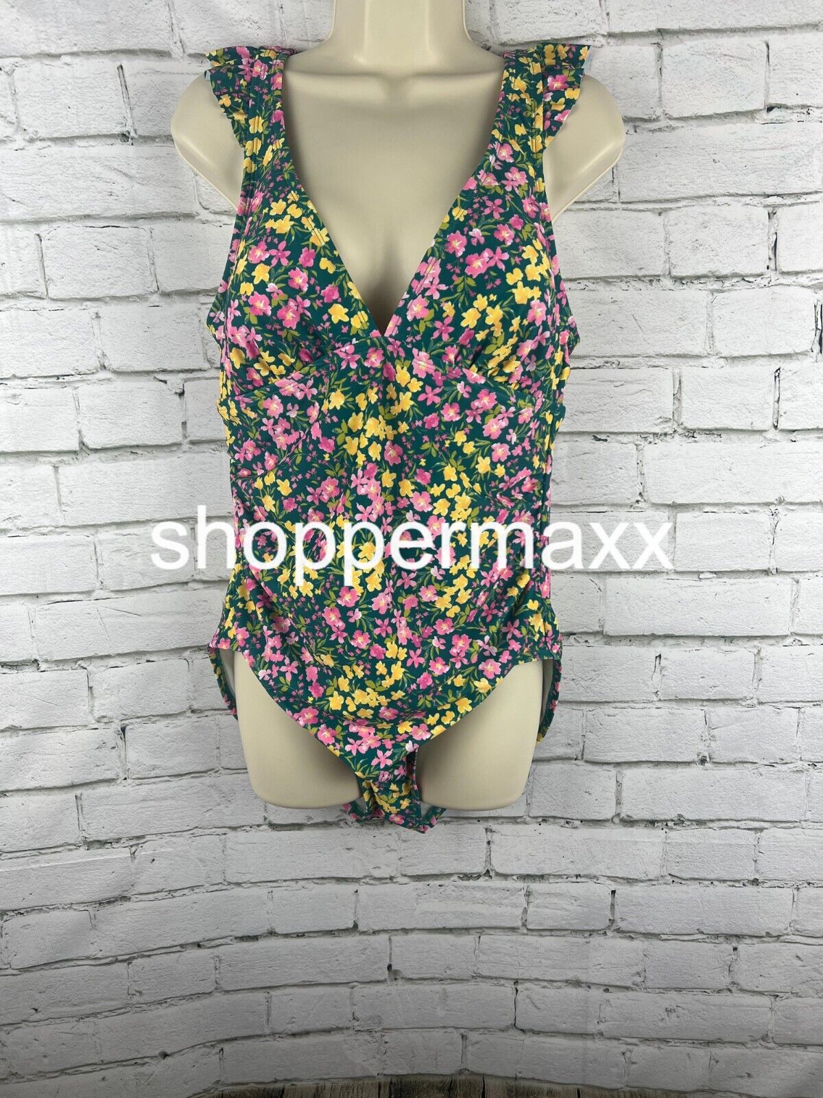 Women's Ruffle Shoulder Ruched Full Coverage One Piece Swimsuit-Kona Sol Multi L