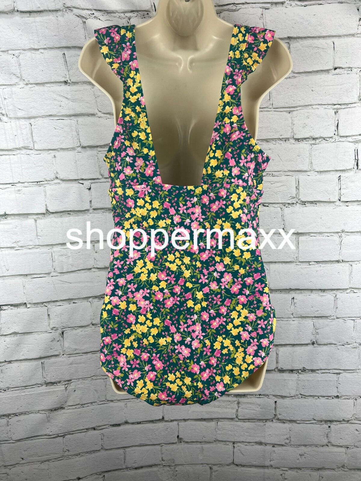 Women's Ruffle Shoulder Ruched Full Coverage One Piece Swimsuit-Kona Sol Multi L