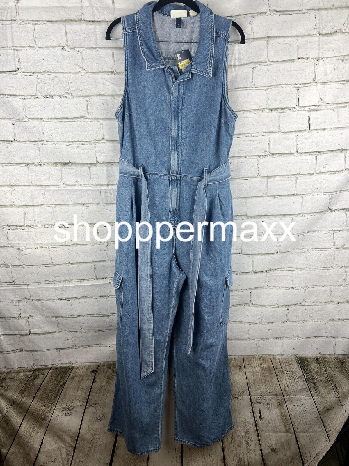 Women's Denim Cargo Jumpsuit - Universal Thread, Medium Wash, Size 12