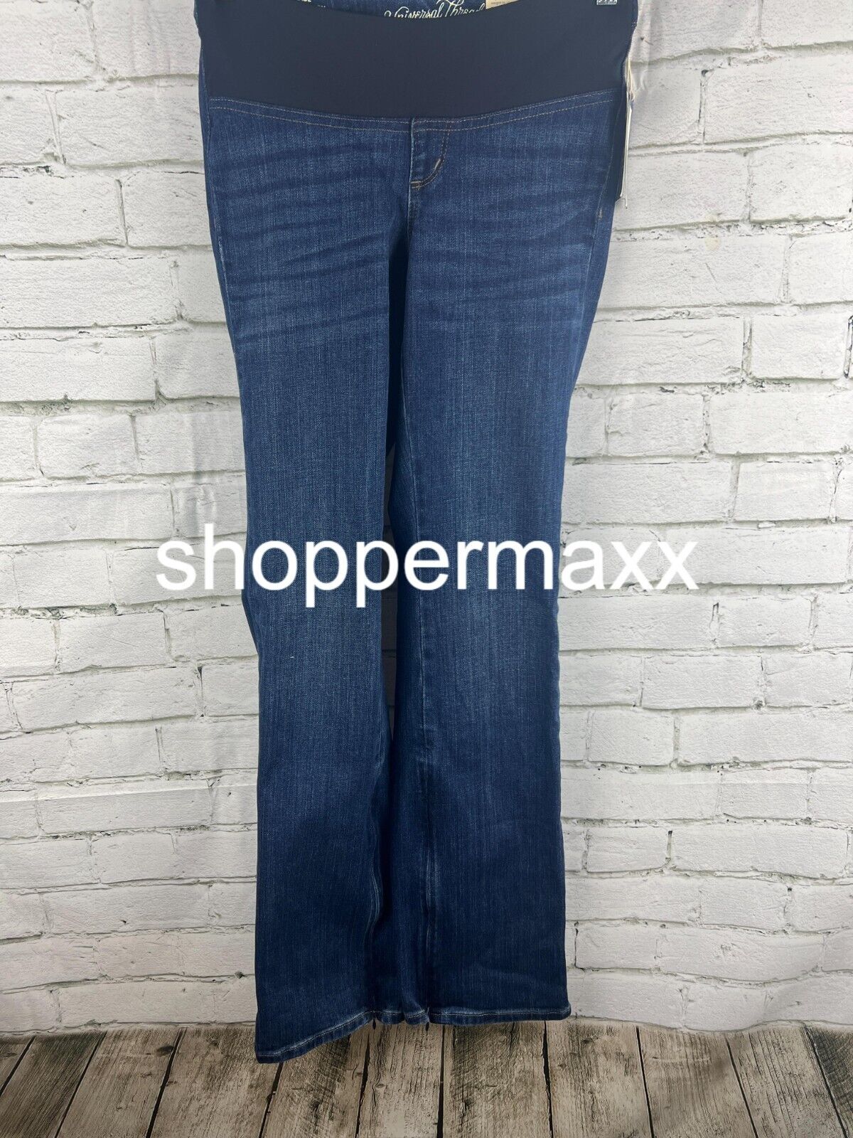 Women's Adaptive Bootcut Jeans - Universal Thread, Dark Denim Wash, Size 6