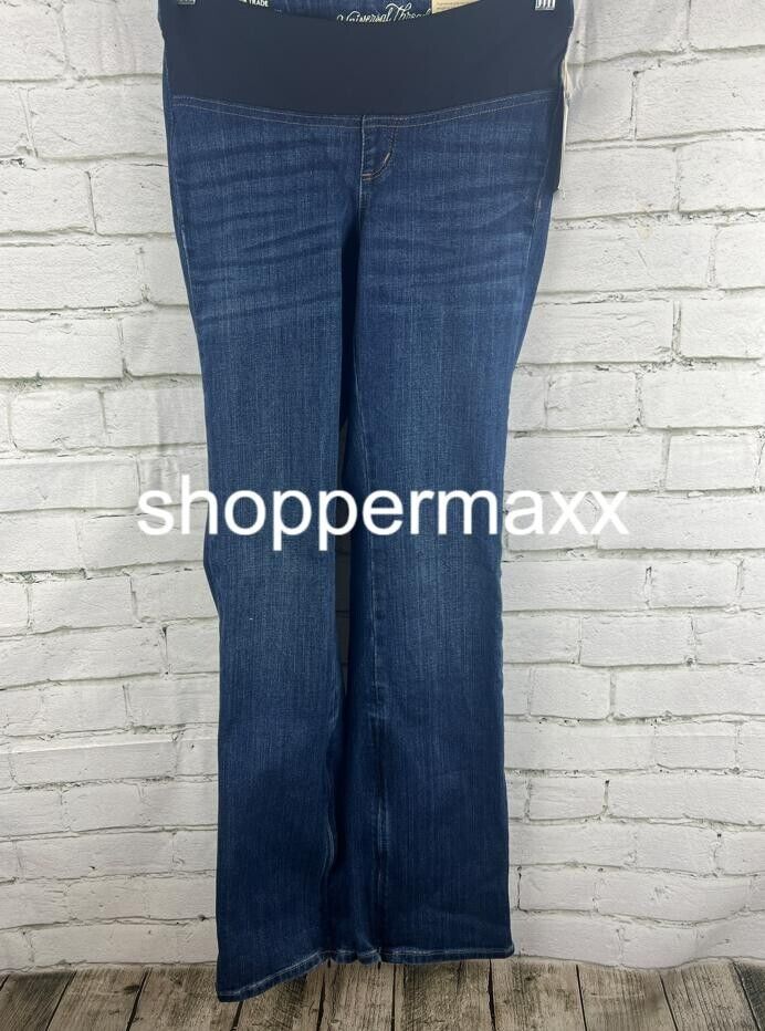 Women's Adaptive Bootcut Jeans - Universal Thread, Dark Denim Wash, Size 6