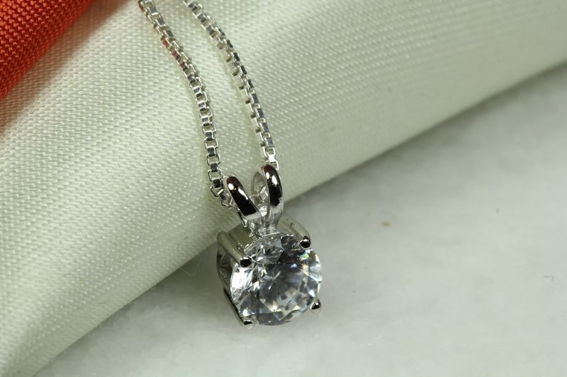 CLEAR ROUND CUT SLIDER SOLITARE PENDANT W/ CHAIN  925 STERLING SILVER~~MXFRI