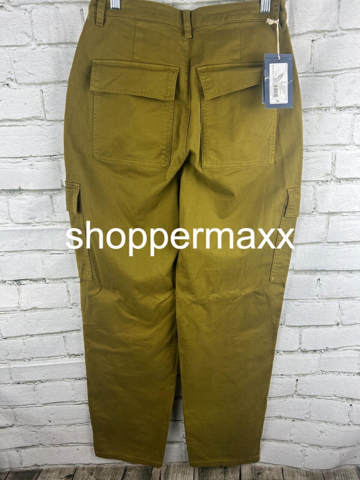 Women's High-Rise Loose Fit Utility Cargo Pants- Universal Thread Green, Size 6L