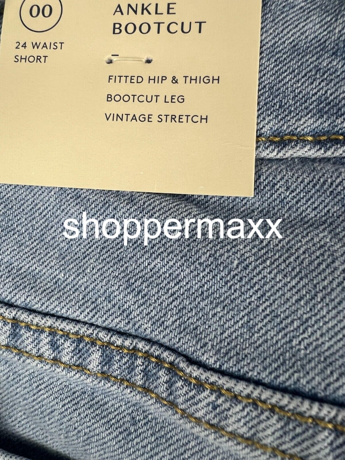 WOMEN'S HIGH-RISE BOOTCUT CROPPED JEANS - UNIVERSAL THREAD, LIGHT WASH, 00 SHORT