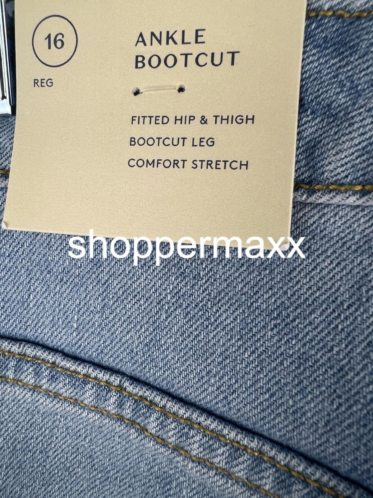 WOMEN'S HIGH-RISE BOOTCUT JEANS - UNIVERSAL THREAD, LIGHT WASH, 16