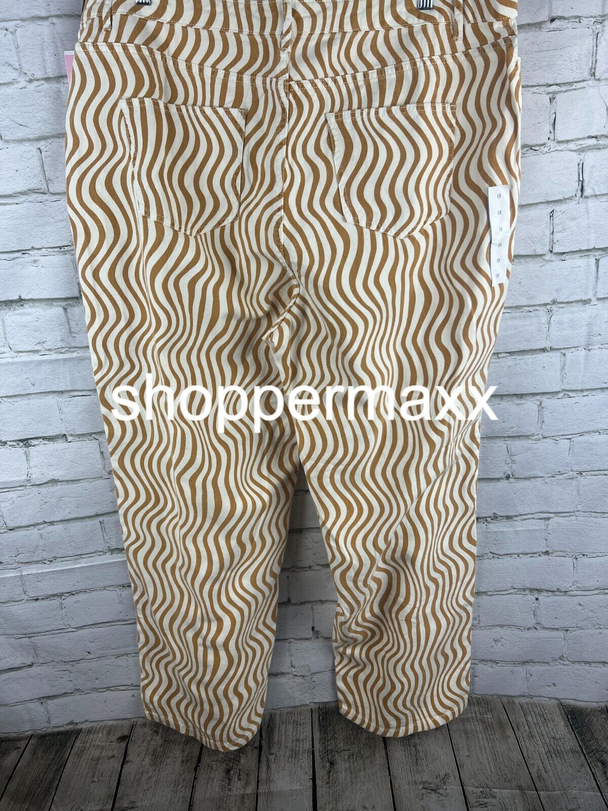 Women's Wave Print Cut Out Waist Straight Leg Jeans - Future Collective, Size 18