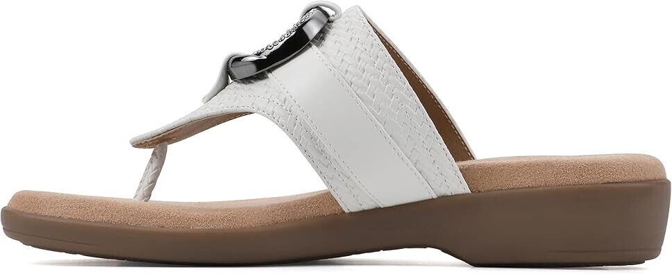 CLIFFS BY WHITE MOUNTAIN Women's Benedict Mini Wedge Sandal, White/Woven, 10 M