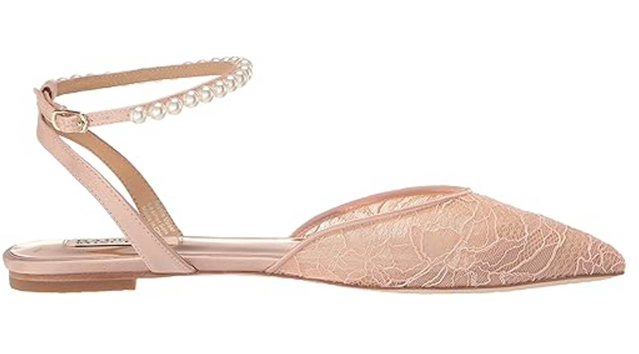 Badgley Mischka Women's Fawn Ballet Flat, Soft Blush, 6.5