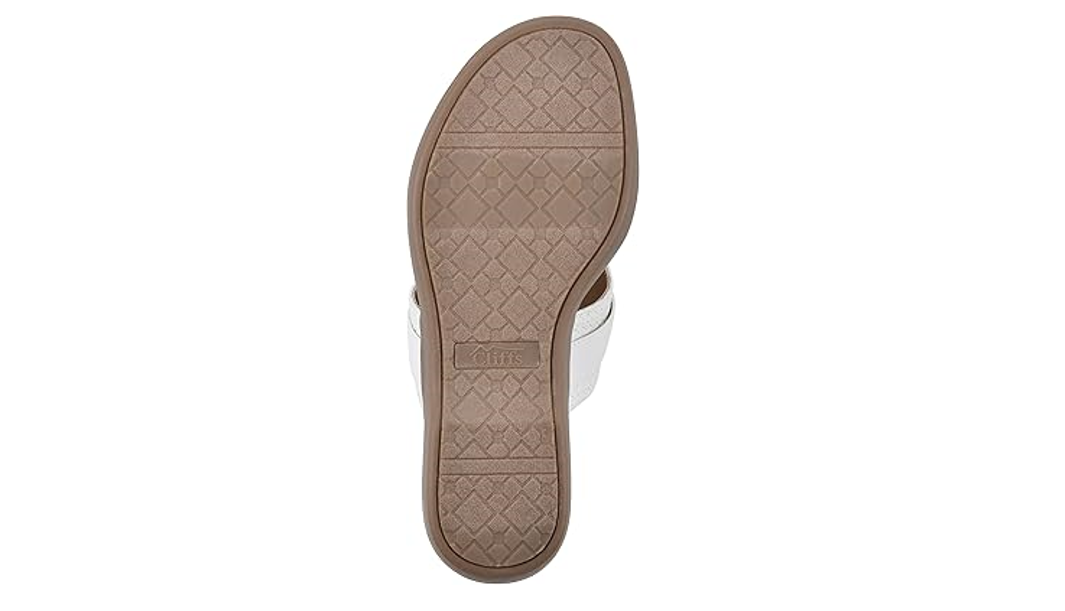 CLIFFS BY WHITE MOUNTAIN Women's Benedict Mini Wedge Sandal, White/Woven, 10 M