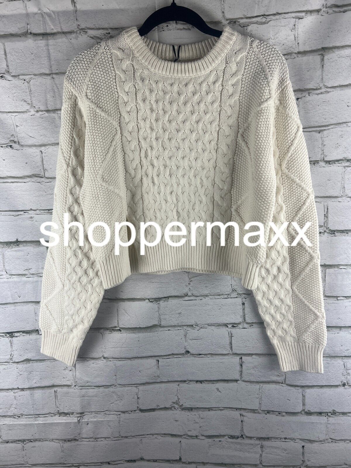 Women'sCropped Cable Knit Crewneck Sweater -Future Collective with Reese,Ivory,M