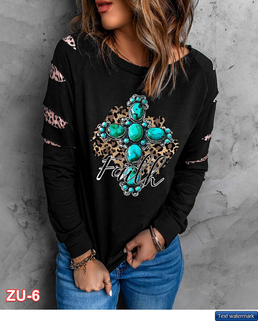 Zesica | Black & Turquoise Leopard Cross 'Faith' Sweatshirt - Women Small