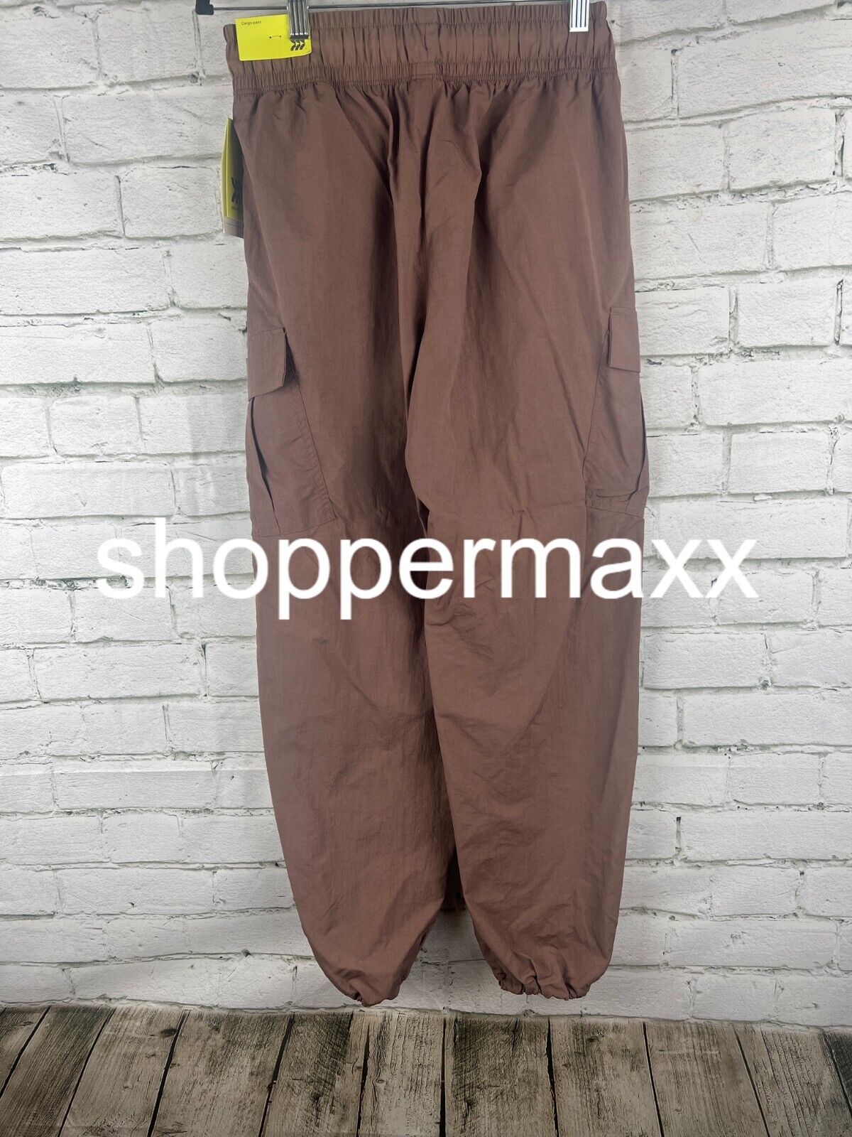 Women's High-Rise Cargo Parachute Pants - All In Motion, Brown, XS