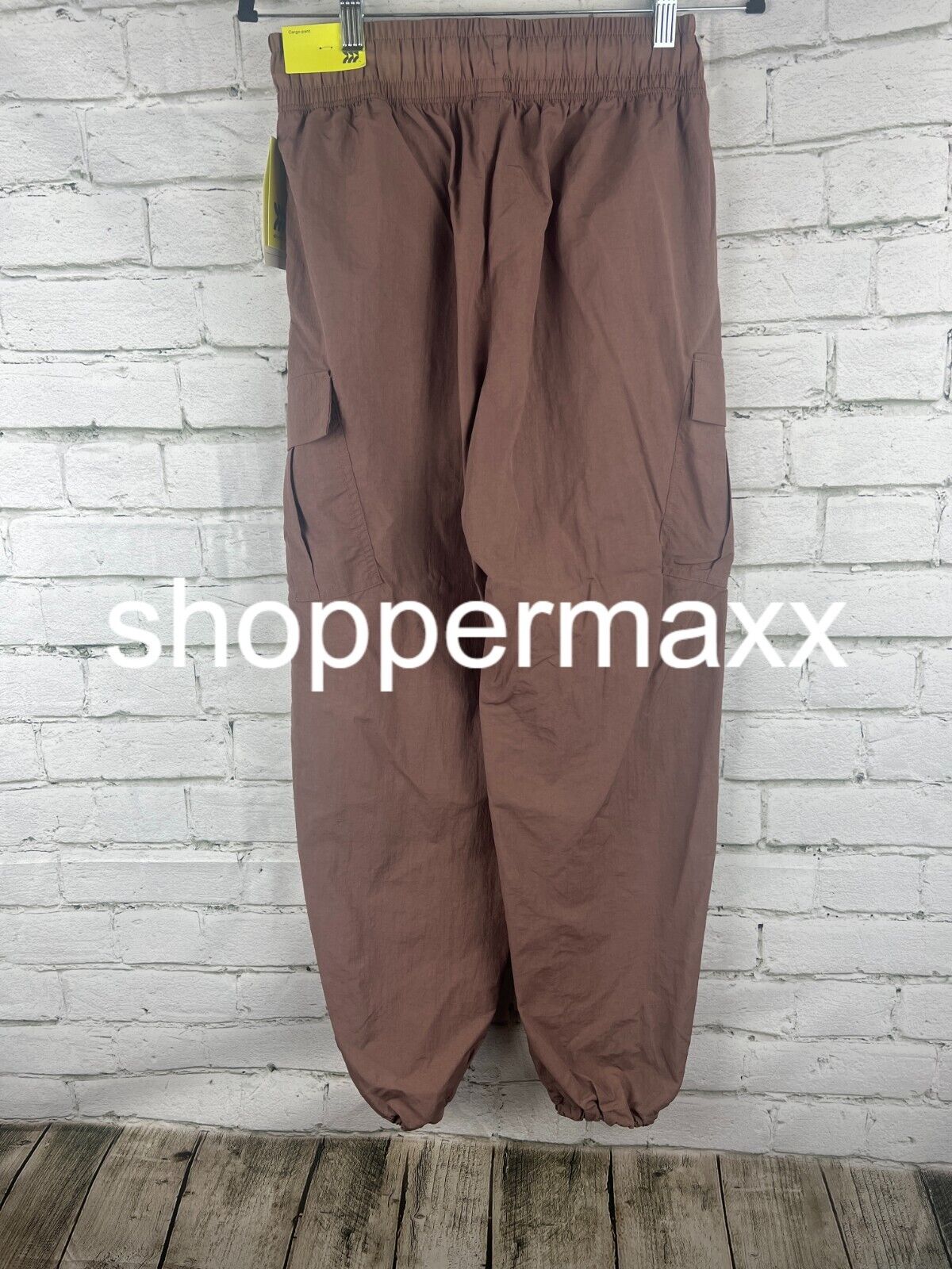 Women's High-Rise Cargo Parachute Pants - All In Motion, Brown, XS