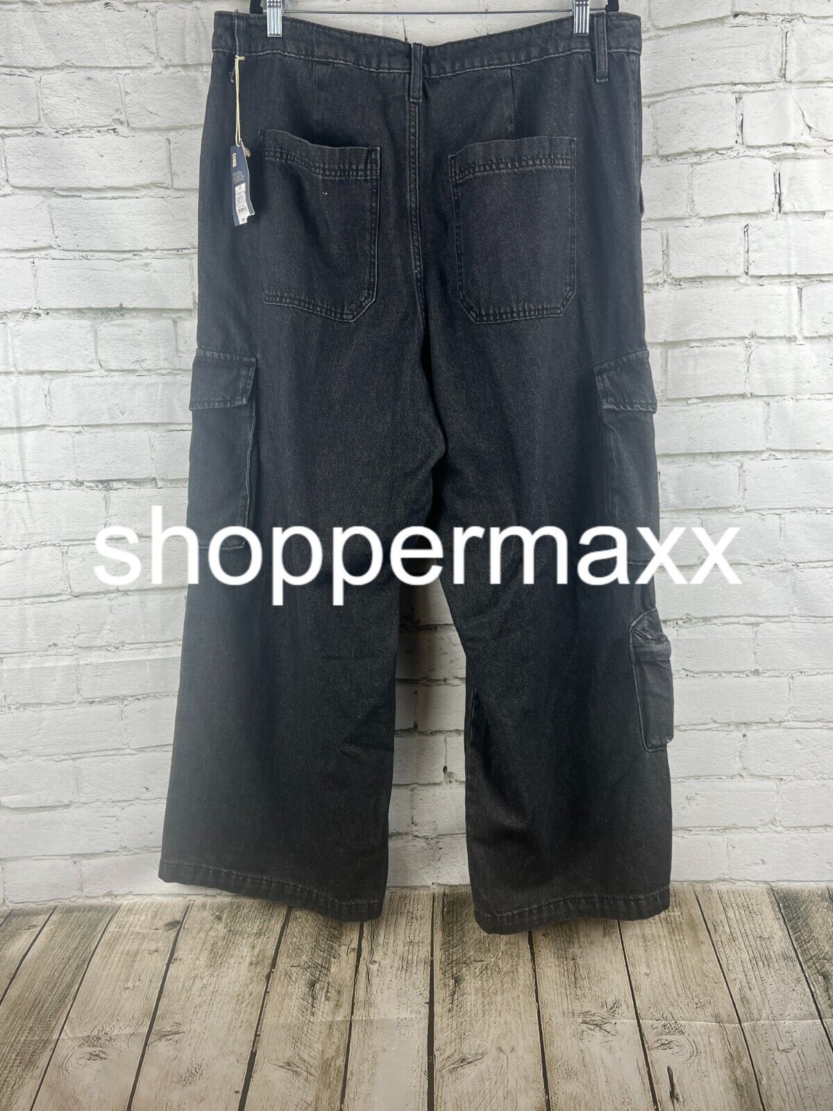 Women's High-Rise Wide Leg Denim Cargo Pants - Universal Thread, Black, 17R