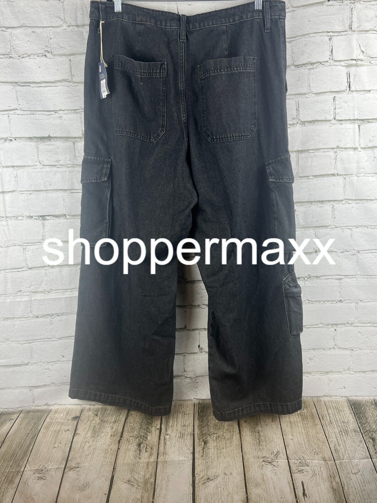 Women's High-Rise Wide Leg Denim Cargo Pants - Universal Thread, Black, 17R