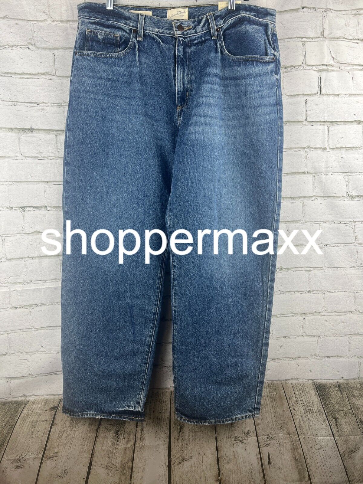 Women's Mid-Rise 90's Baggy Jeans - Universal Thread, Medium Wash, 16
