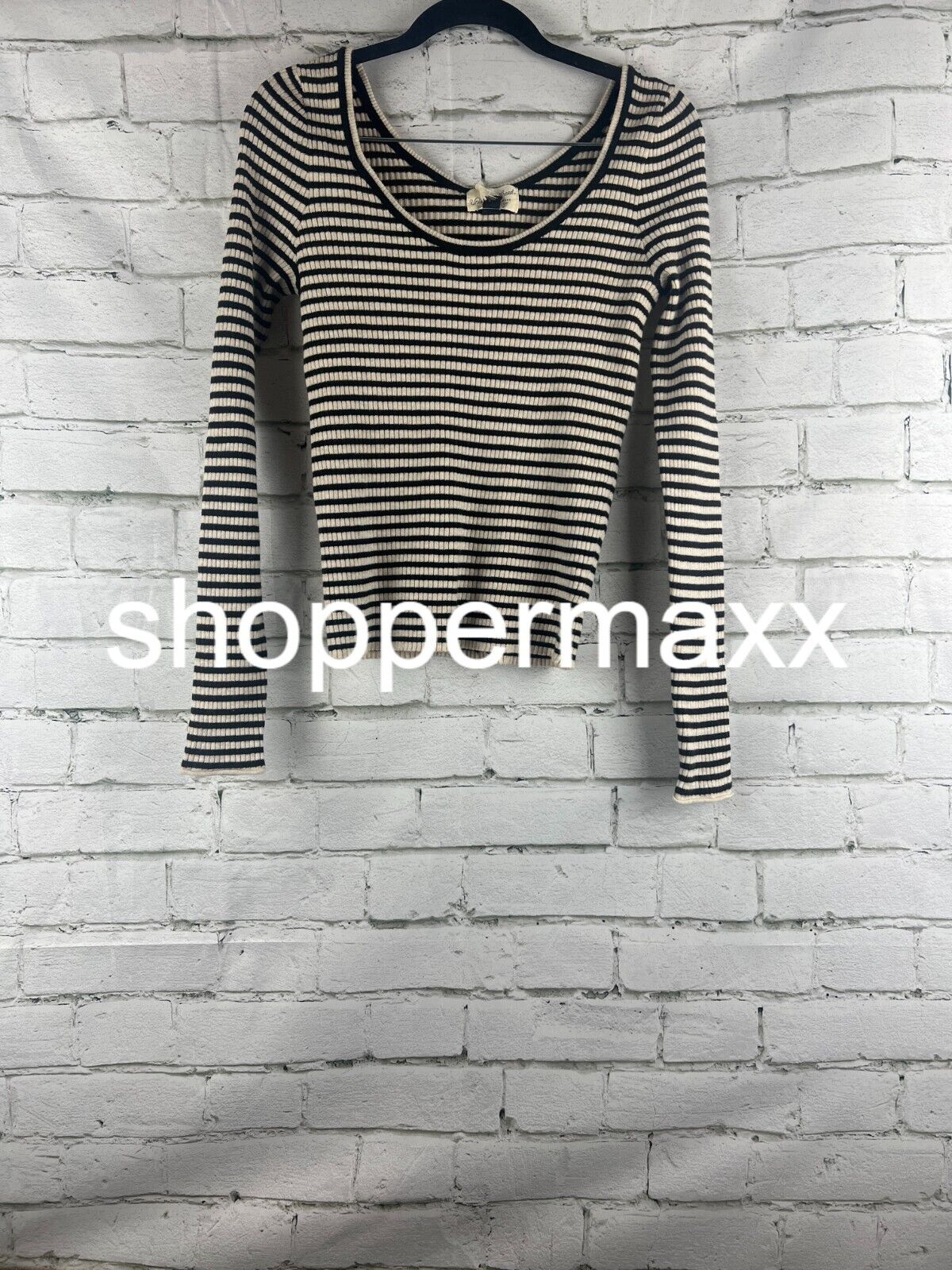 Women's Shrunken Rib Scoop Neck Pullover Sweater - Universal Thread, Black, M