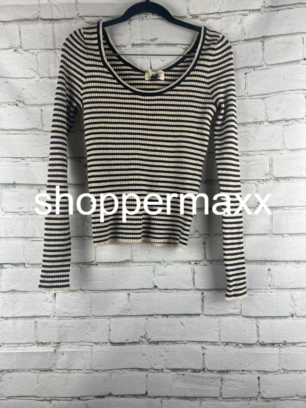Women's Shrunken Rib Scoop Neck Pullover Sweater - Universal Thread, Black, M