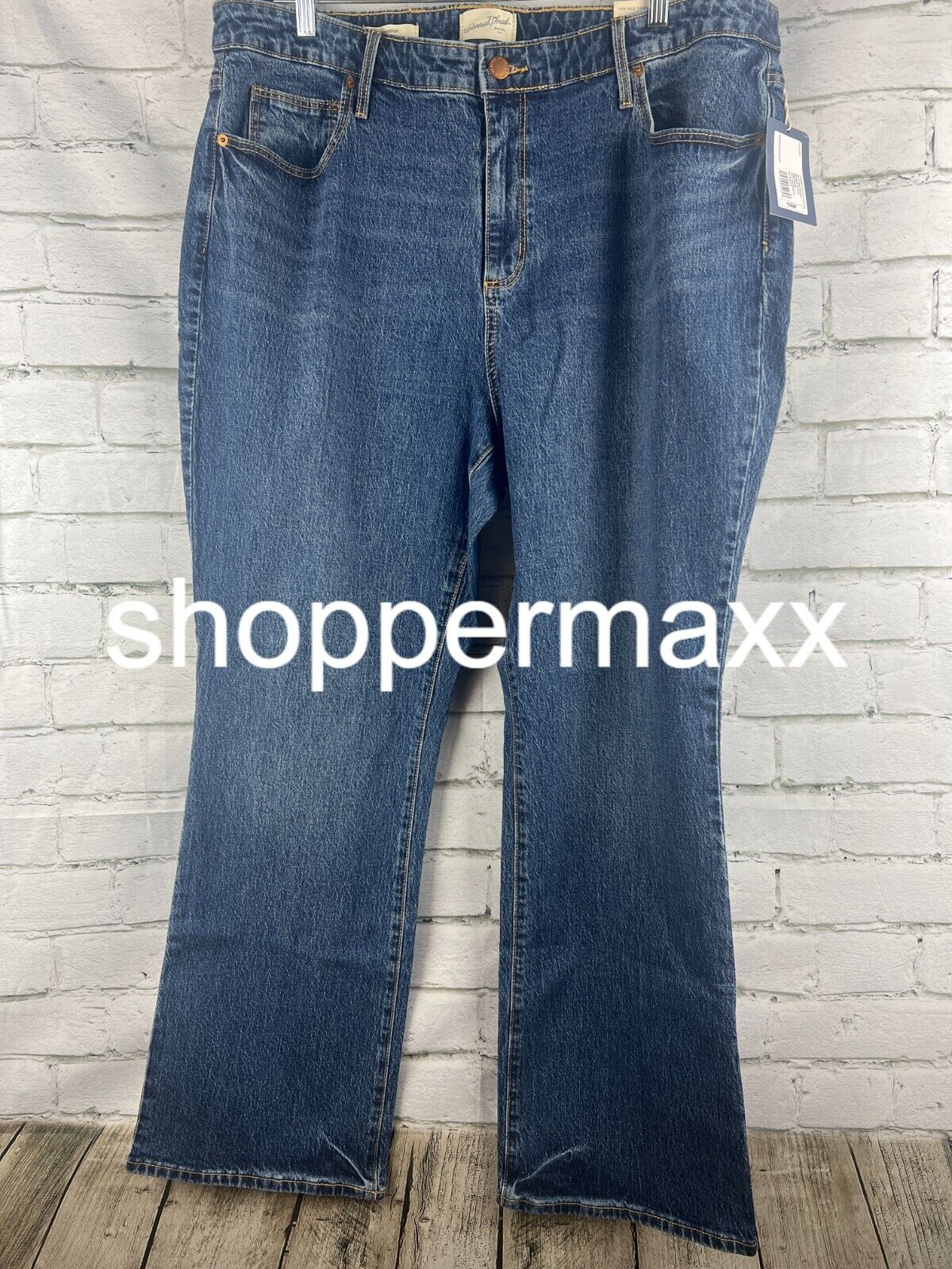 Women's Plus Size High-Rise Vintage Bootcut Jeans - Universal Thread, Medium,18W