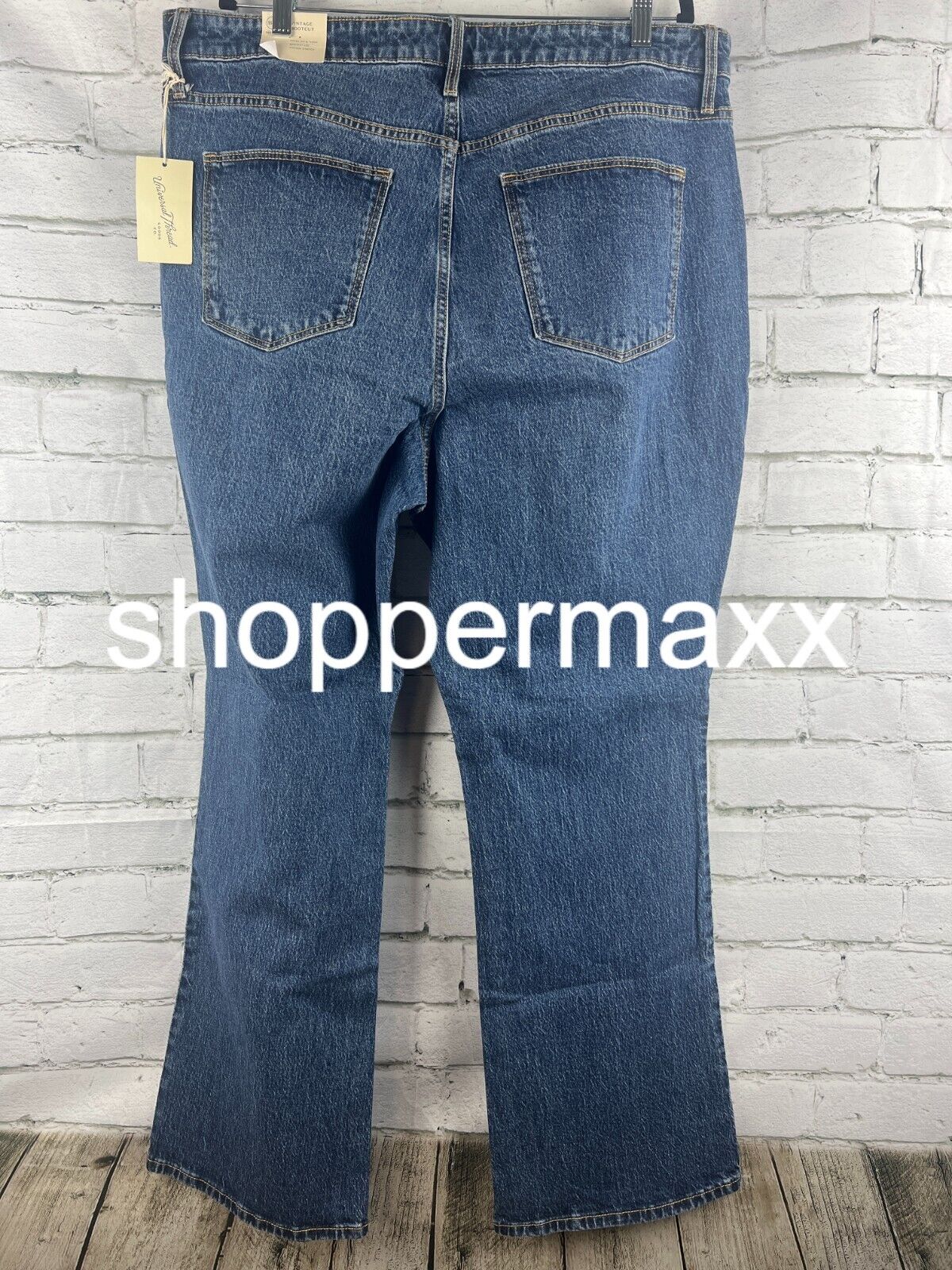 Women's Plus Size High-Rise Vintage Bootcut Jeans - Universal Thread, Medium,18W