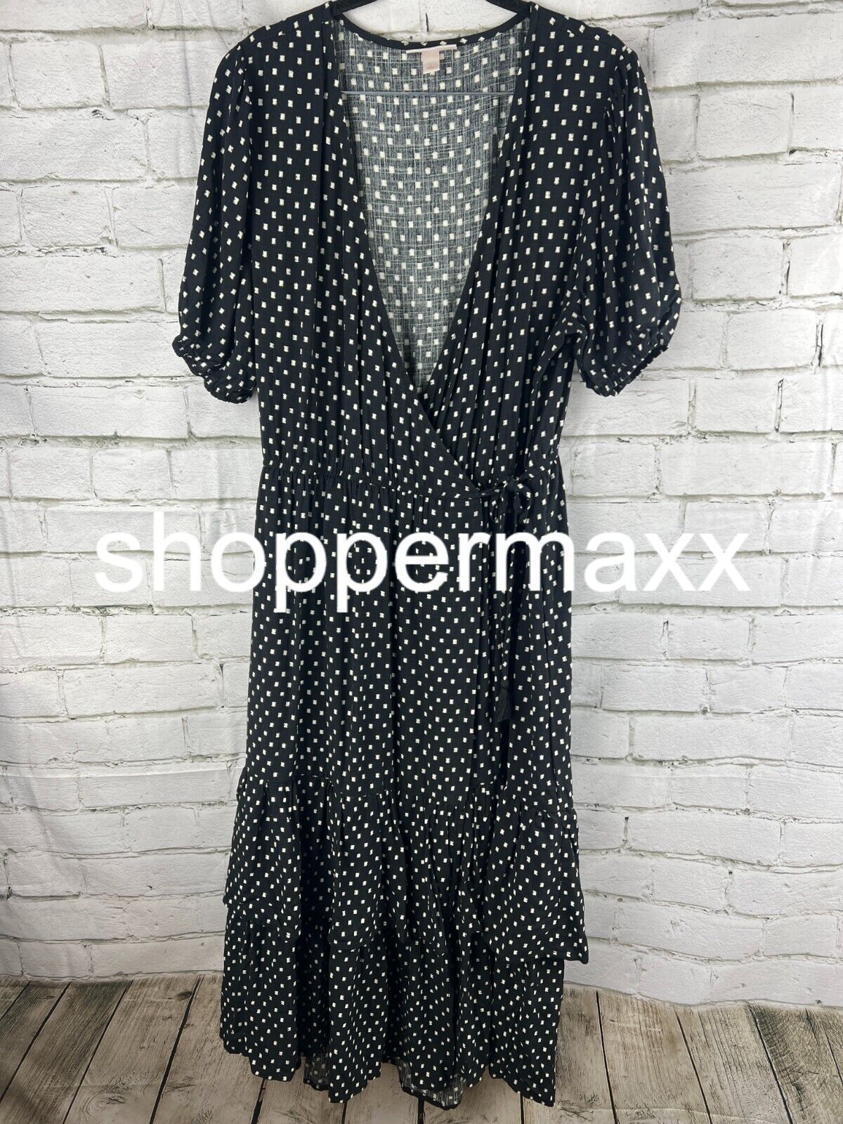 Women's Short Sleeve Wrap Dress - Knox Rose, White/Black, Large
