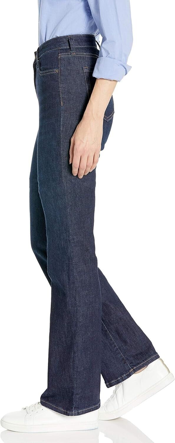 Amazon Essentials, Women's Mid-Rise, Slim Bootcut Jean, Dark Wash, 16 Short