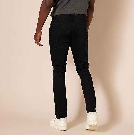 Amazon Essentials Men's Skinny-Fit Stretch Jean, Black, 31W x 30L