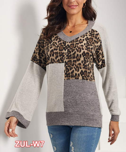 Suzanne Betro Weekend | Gray & Ivory Color Block Leopard V-Neck Top Small $77