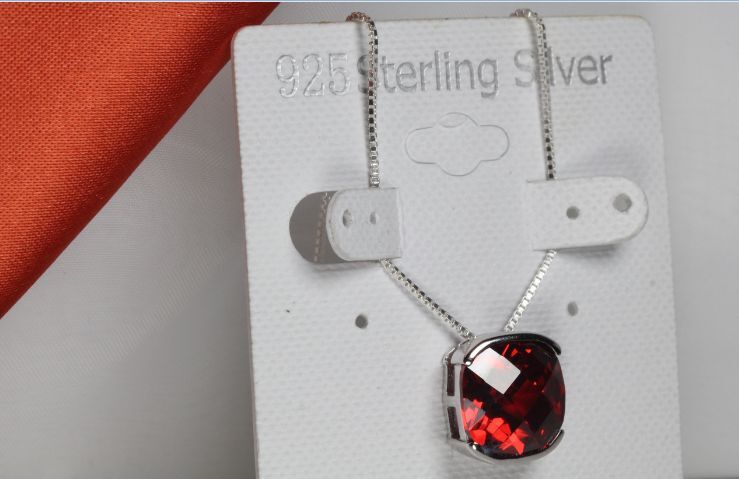 BRILLIANT CUT RED MULTIFACETED CZ PENDANT W CHAIN 925 STERLING SILVER~MXTUE