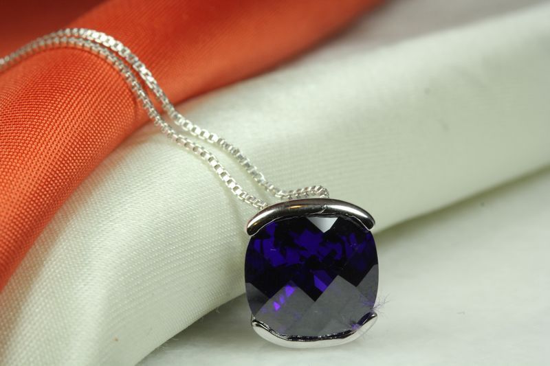 BRILLIANT FACET CUT AMETHYST CZ PENDANT W CHAIN 925 STERLING SILVER~MXTU