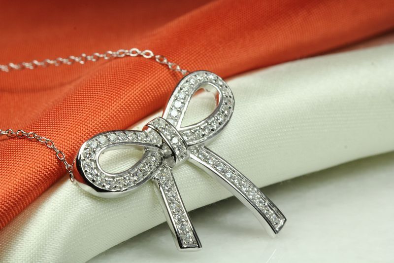 CUTE AND UNIQUE CLEAR CZ ENCRUSTED BOW TIE NECKLACE 925 STERLING SILVER~~MXMSAT
