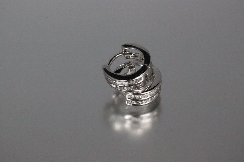 925 STERLING SILVER CZ SMALL ROUND HUGGIE HOOP EARRINGS-MH15