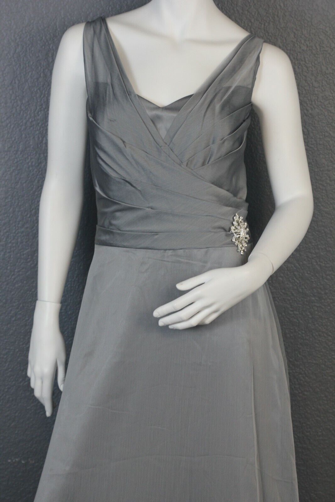 Belsoie by Jasmine L144007 Bridesmaid Gown Dress Silver SZ 16 Women Bridal Dress